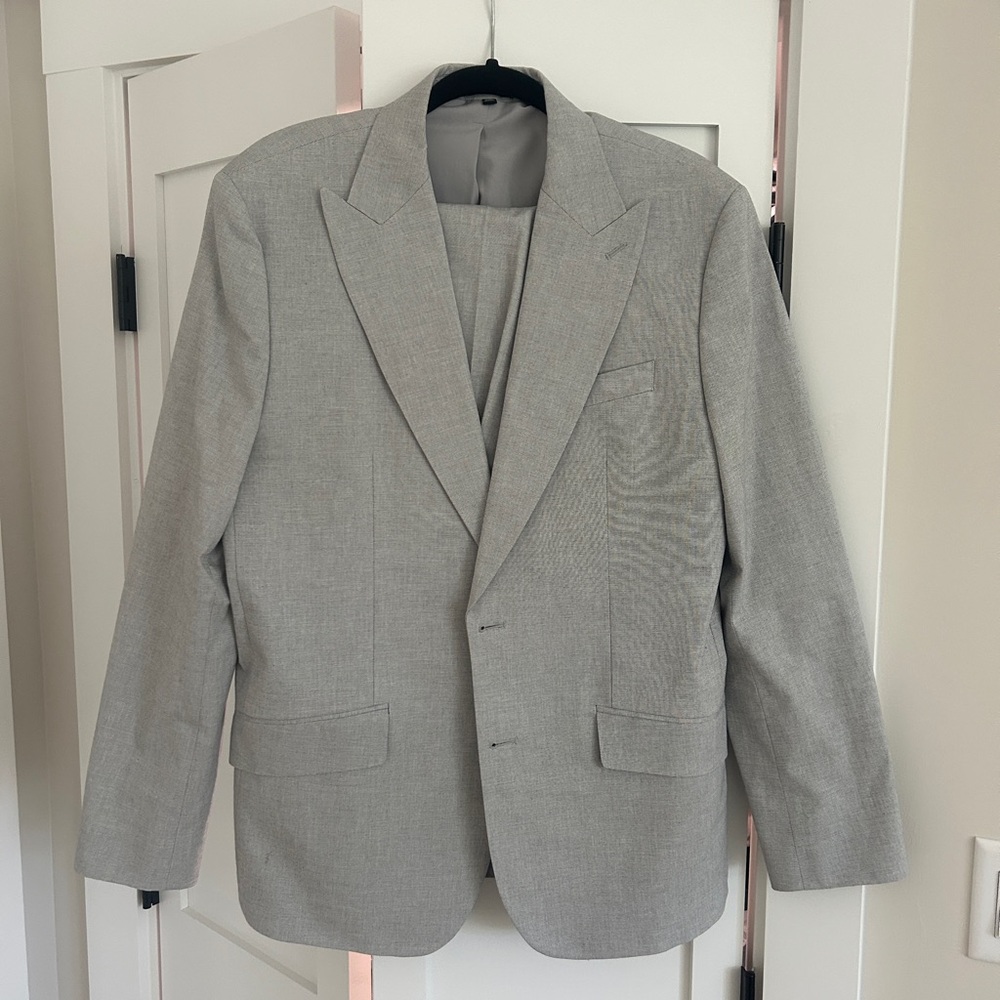 Express light Gray heathered Suit notch lapel